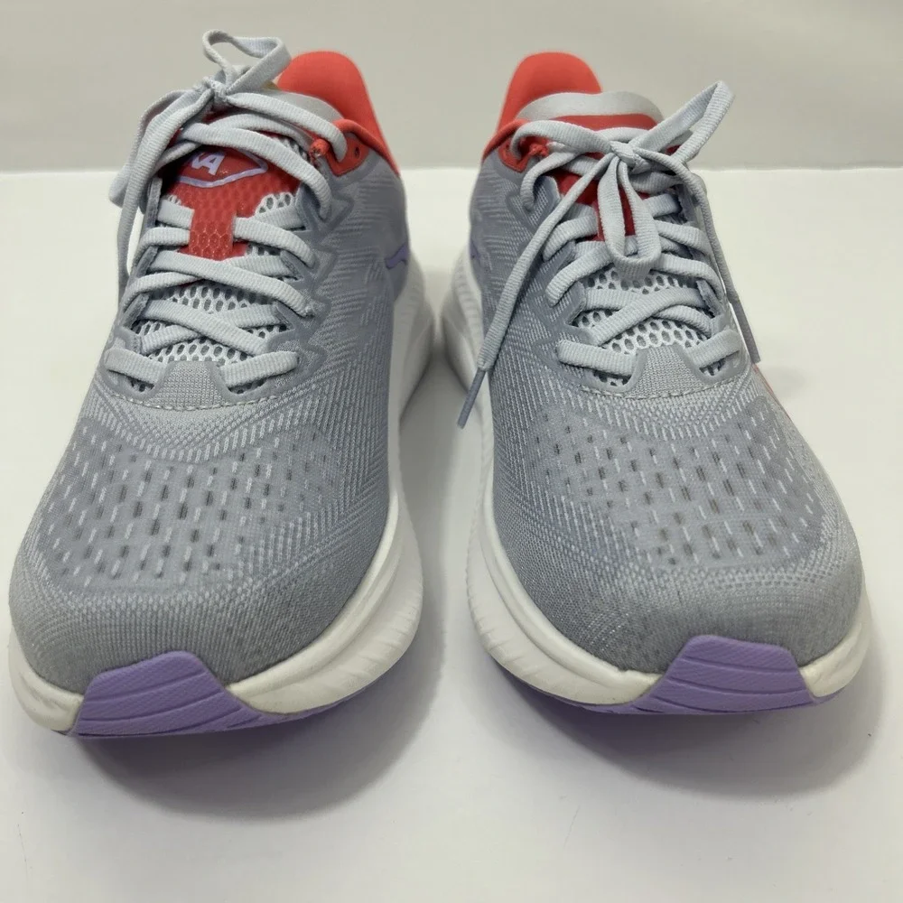 Hoka One One hoka one